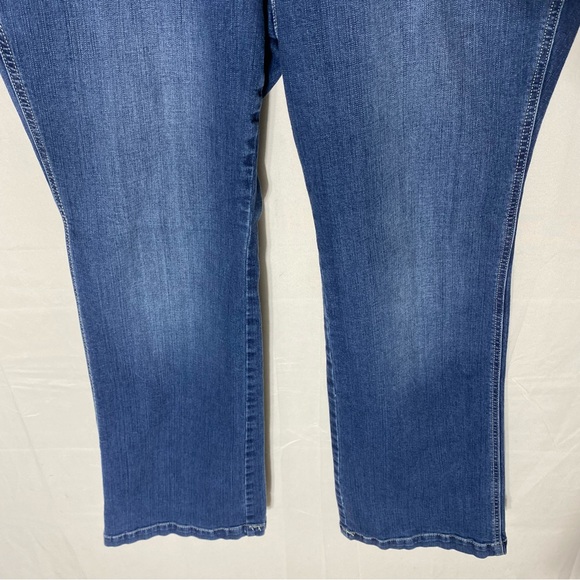 Torrid Feel The Fit Mid Rose Slim Boot Cut Jeans 18S - Picture 10 of 14